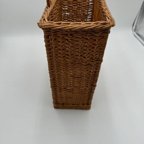 VTG Splint Wood Hand Crafted Wall Basket Organizer Magazine Mail French Country - Picture 8 of 16